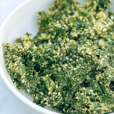 Kale Chips | GIRLS WHO EAT