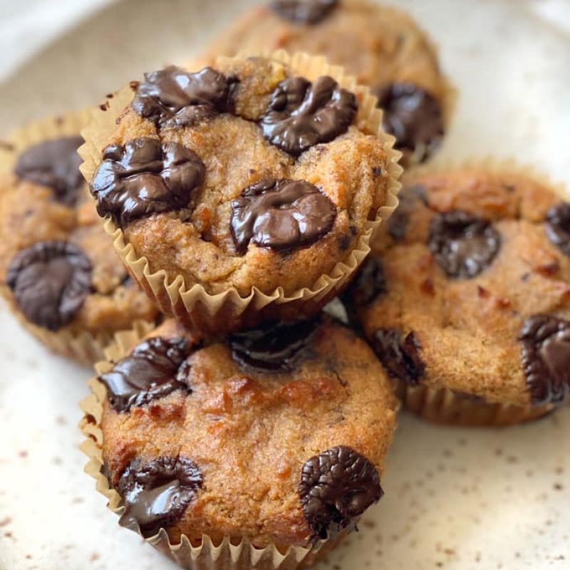 Peanut Butter Chocolate Chip Muffins GIRLS WHO EAT