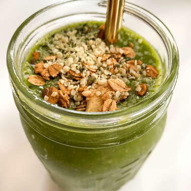 green smoothie | GIRLS WHO EAT
