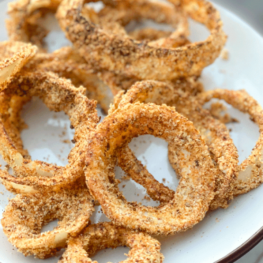 air fryer onion rings | GIRLS WHO EAT
