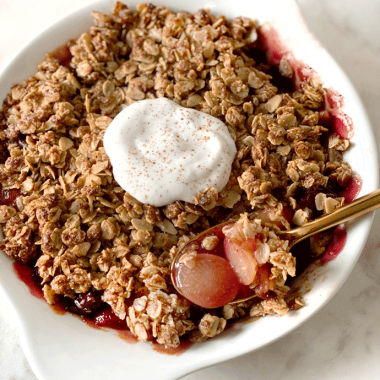 ultimate cherry crumble | GIRLS WHO EAT